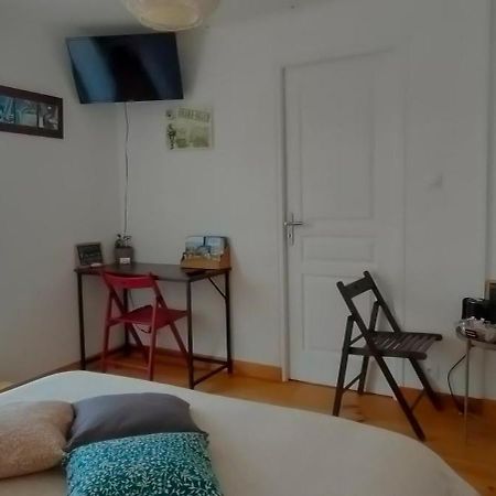 Les Lys Jolie Suite Parentale Privative Deux Adultes Avec Sdd Pertheville-Ners Luaran gambar