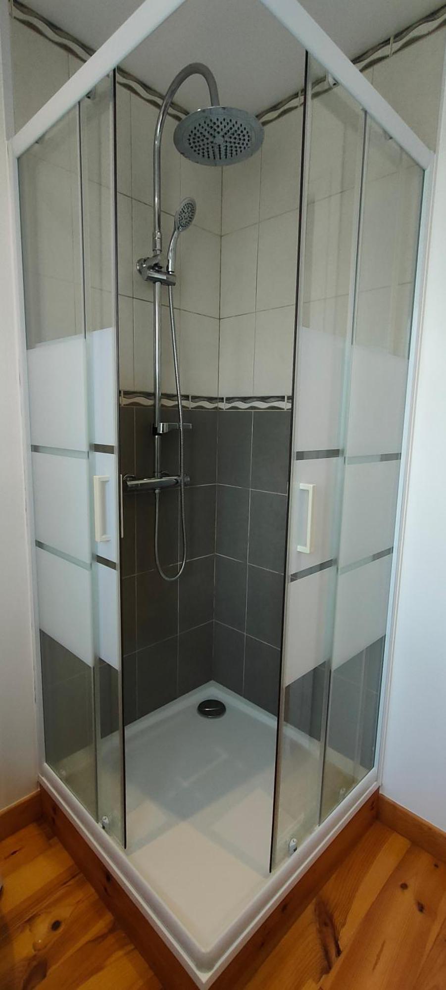 Les Lys Jolie Suite Parentale Privative Deux Adultes Avec Sdd Pertheville-Ners Luaran gambar