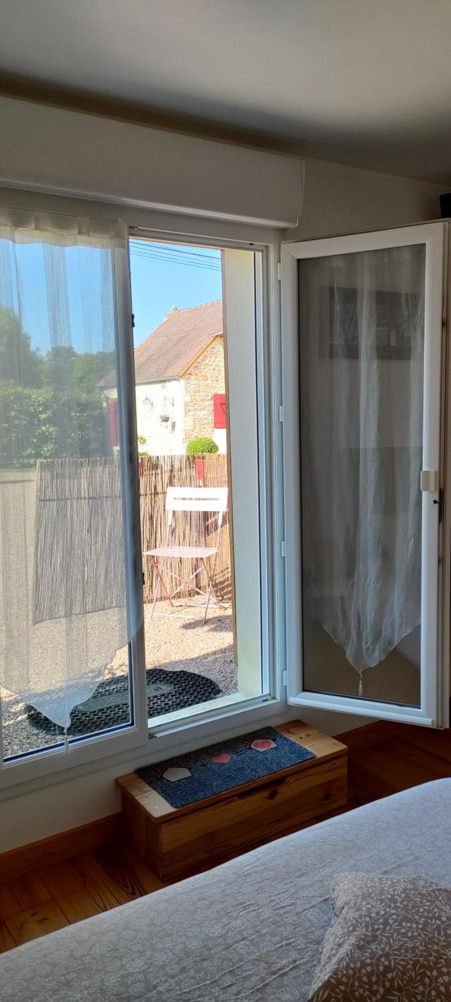 Les Lys Jolie Suite Parentale Privative Deux Adultes Avec Sdd Pertheville-Ners Luaran gambar