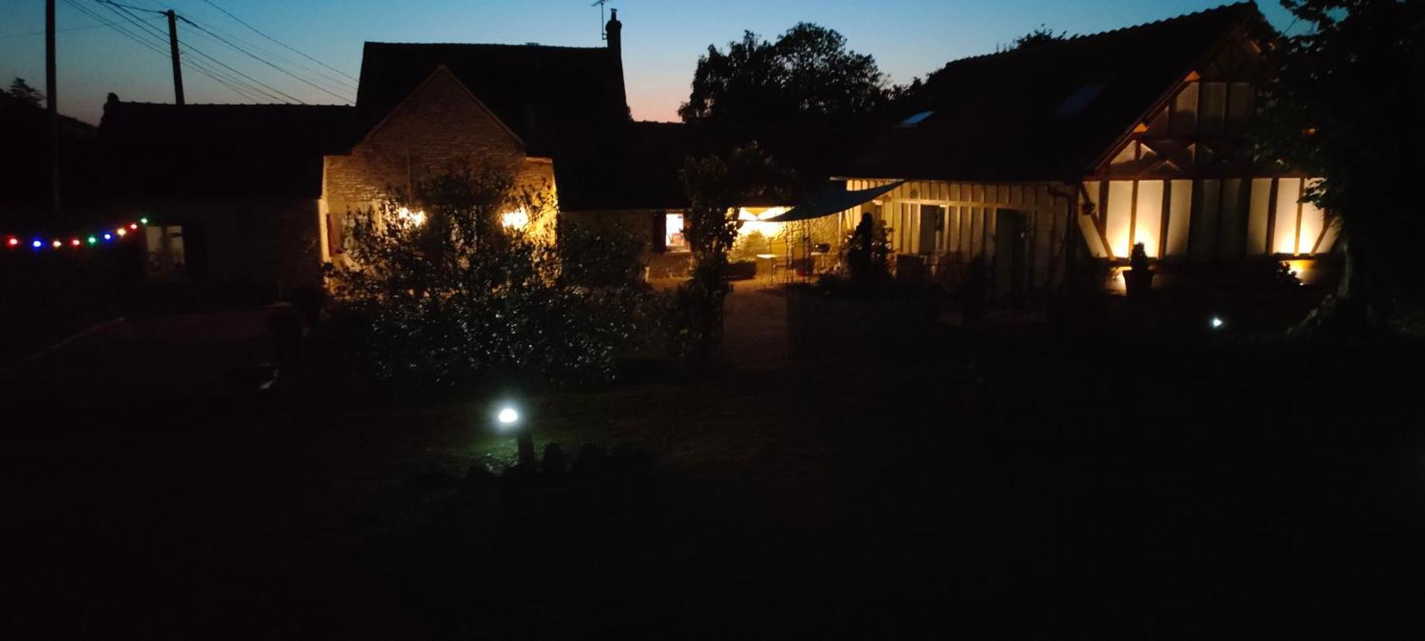 Les Lys Jolie Suite Parentale Privative Deux Adultes Avec Sdd Pertheville-Ners Luaran gambar